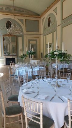 City rooms Leicester wedding tables
